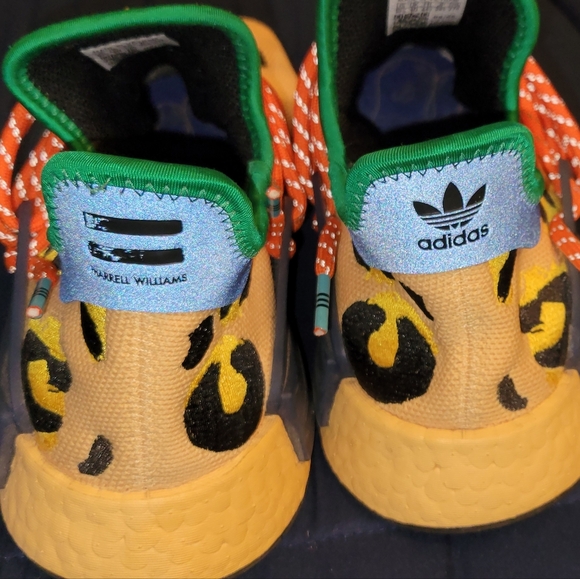 Shoe - Picture 4 of 9